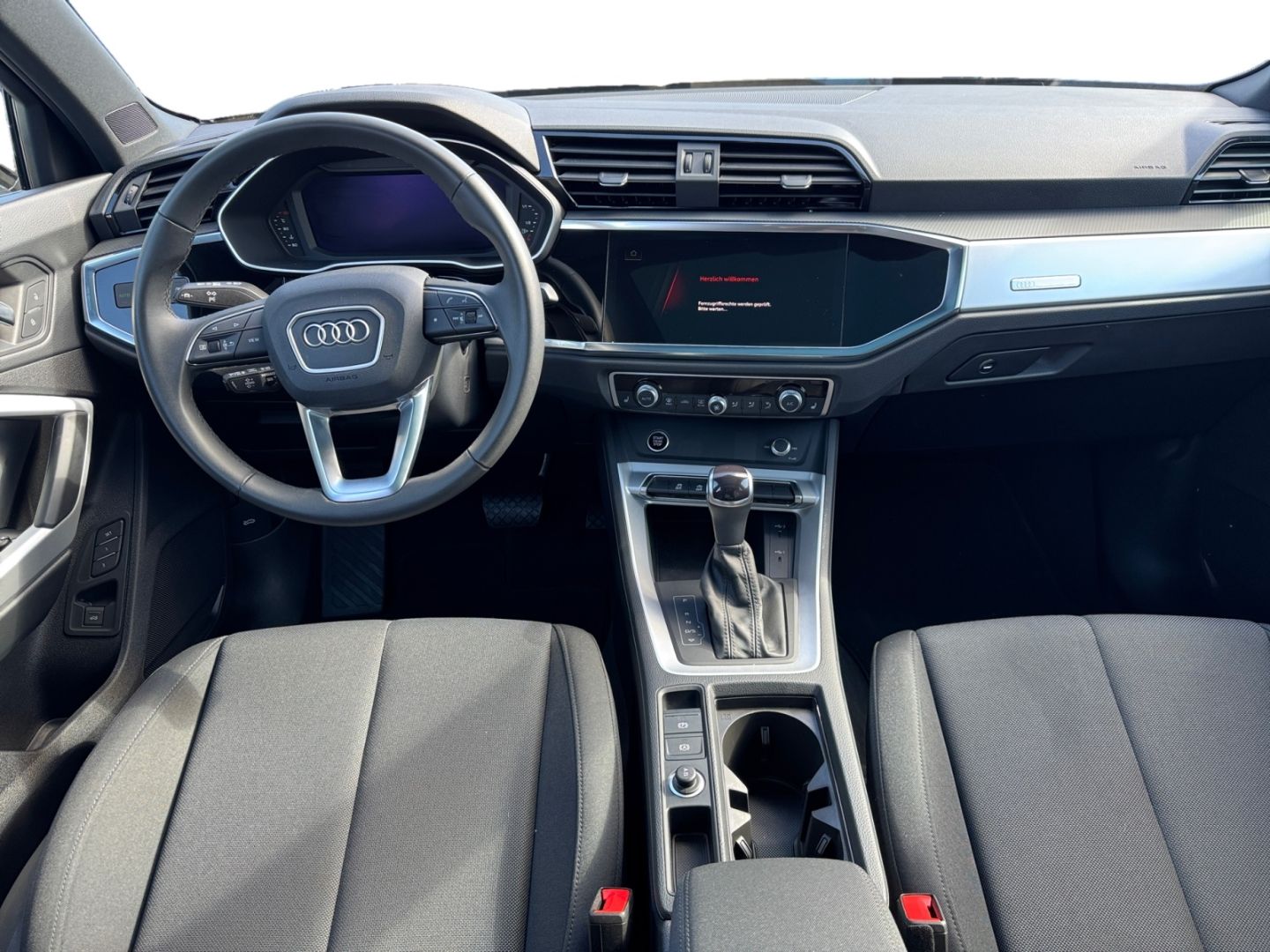 Audi Q3 S line 35 TFSI S tronic PANO/AHK/RFK+++ foto 7