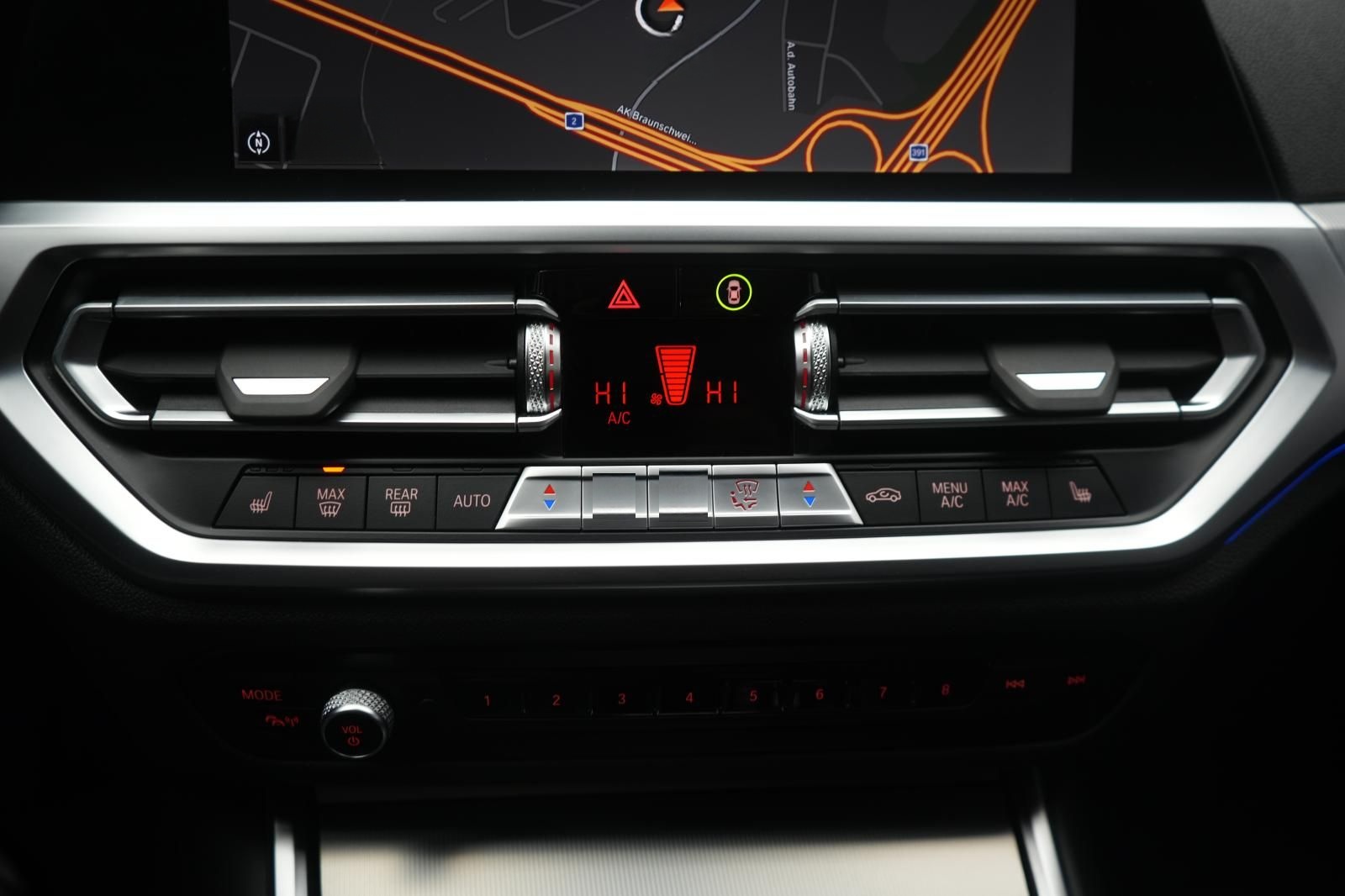 BMW 318 d Touring Sport Line Leder/ACC/Virtual/Carpl foto 15
