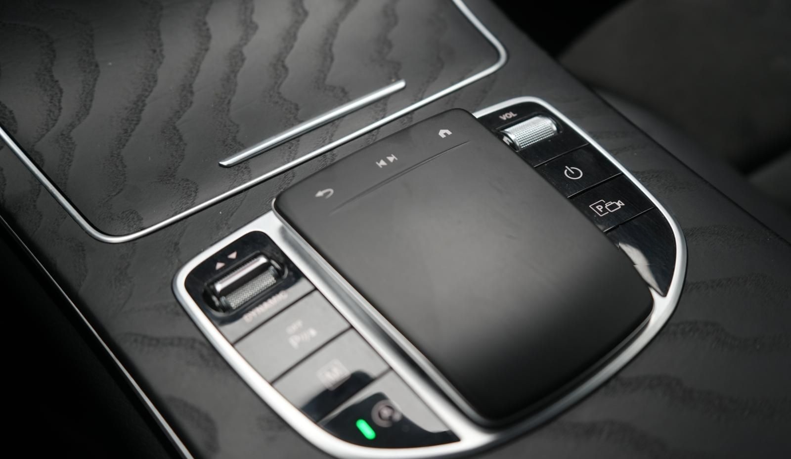 Mercedes-Benz GLC 300 d 4Matic 9G-Tronic AMG Temp/Kamera/Burme foto 19