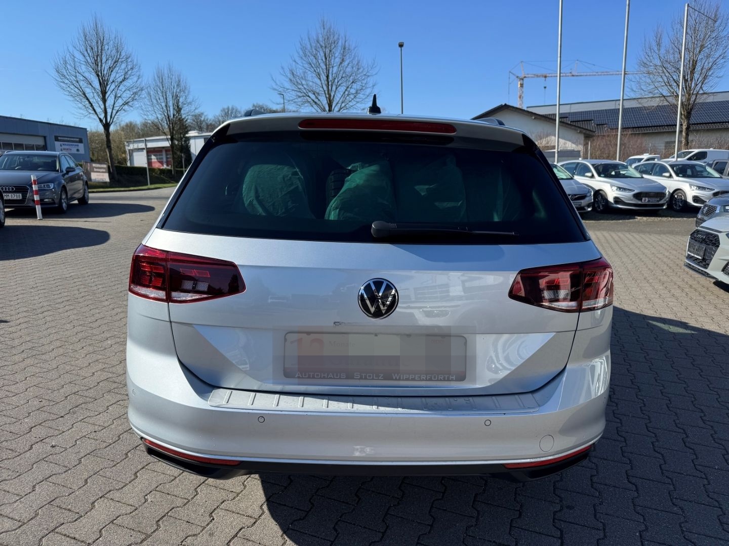 Volkswagen Passat Variant Business Niveau AHK-klappbar Navi foto 5