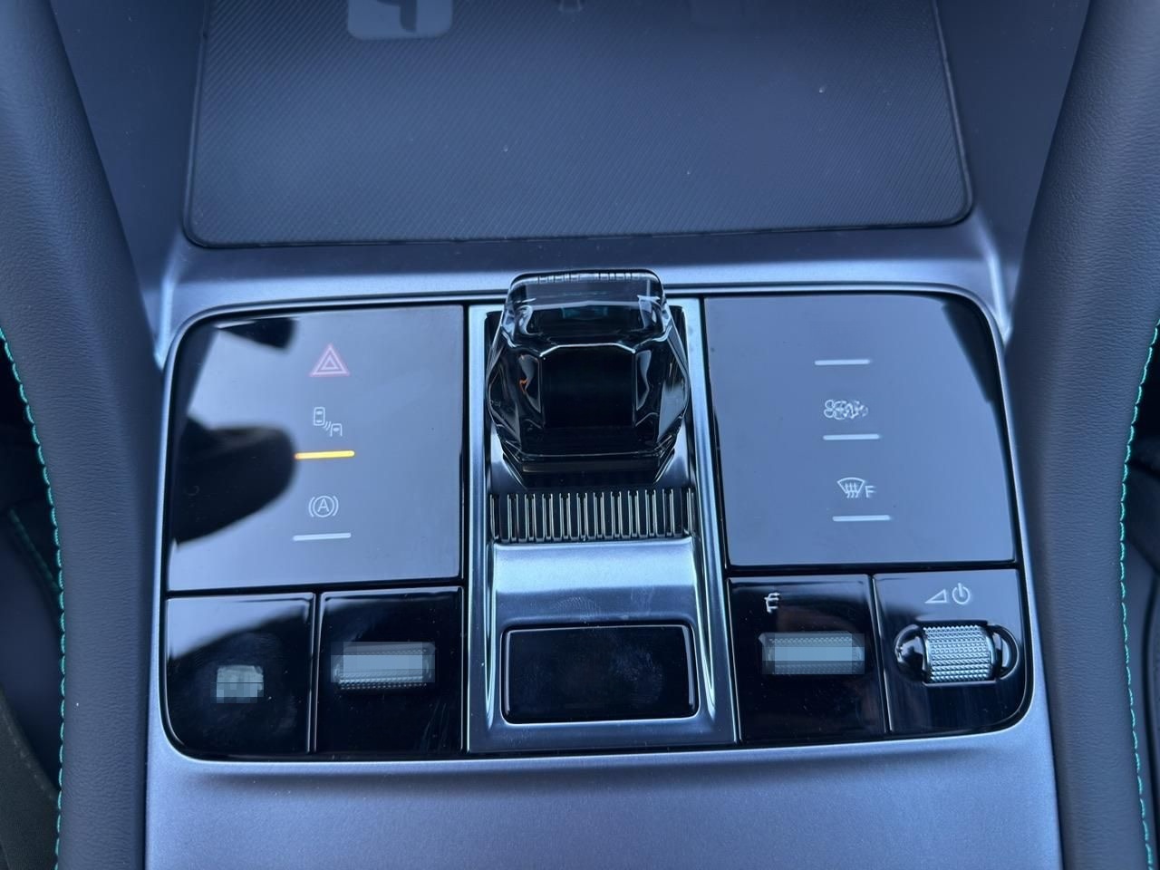 BYD Seal U DM-i Boost PHEV HUD*PANO*LEDER foto 24