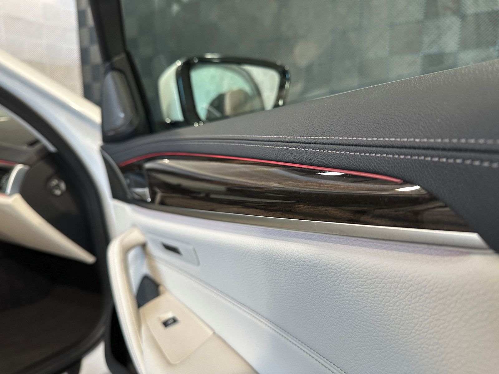 BMW 520d Touring*LUXURY LINE*LED-HARMAN-MEMO-R.KAM foto 21