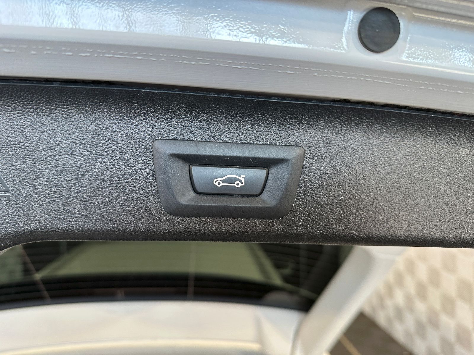 BMW 520d Touring*LUXURY LINE*LED-HARMAN-MEMO-R.KAM foto 6