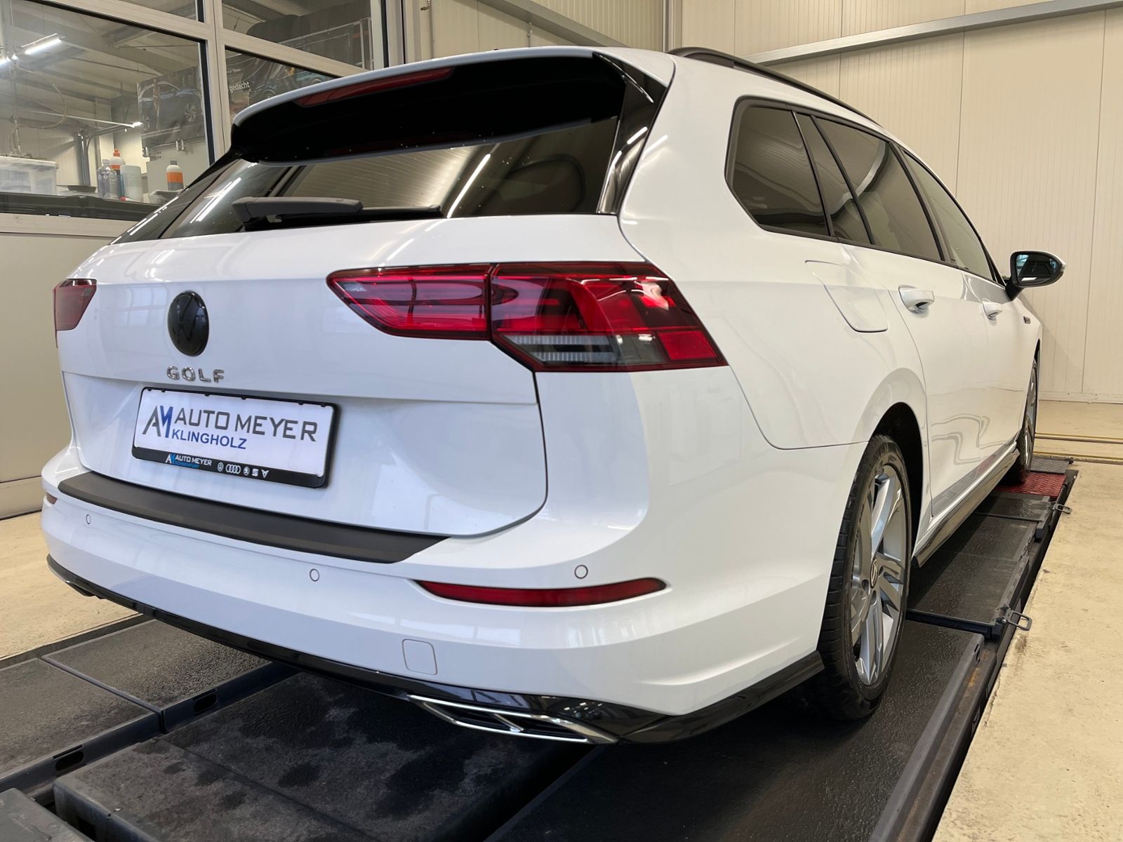 Volkswagen Golf VIII Variant R-Line 2.0 TDI DSG Navi Harman foto 4