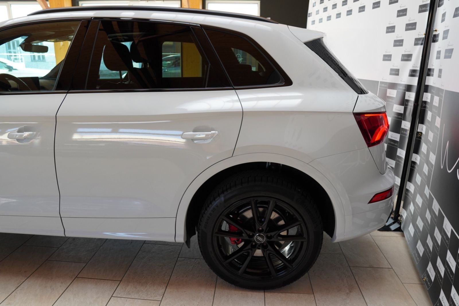 Audi SQ5 3.0 TDI *quattro*Standh*ACC*AHK*Pano* foto 8