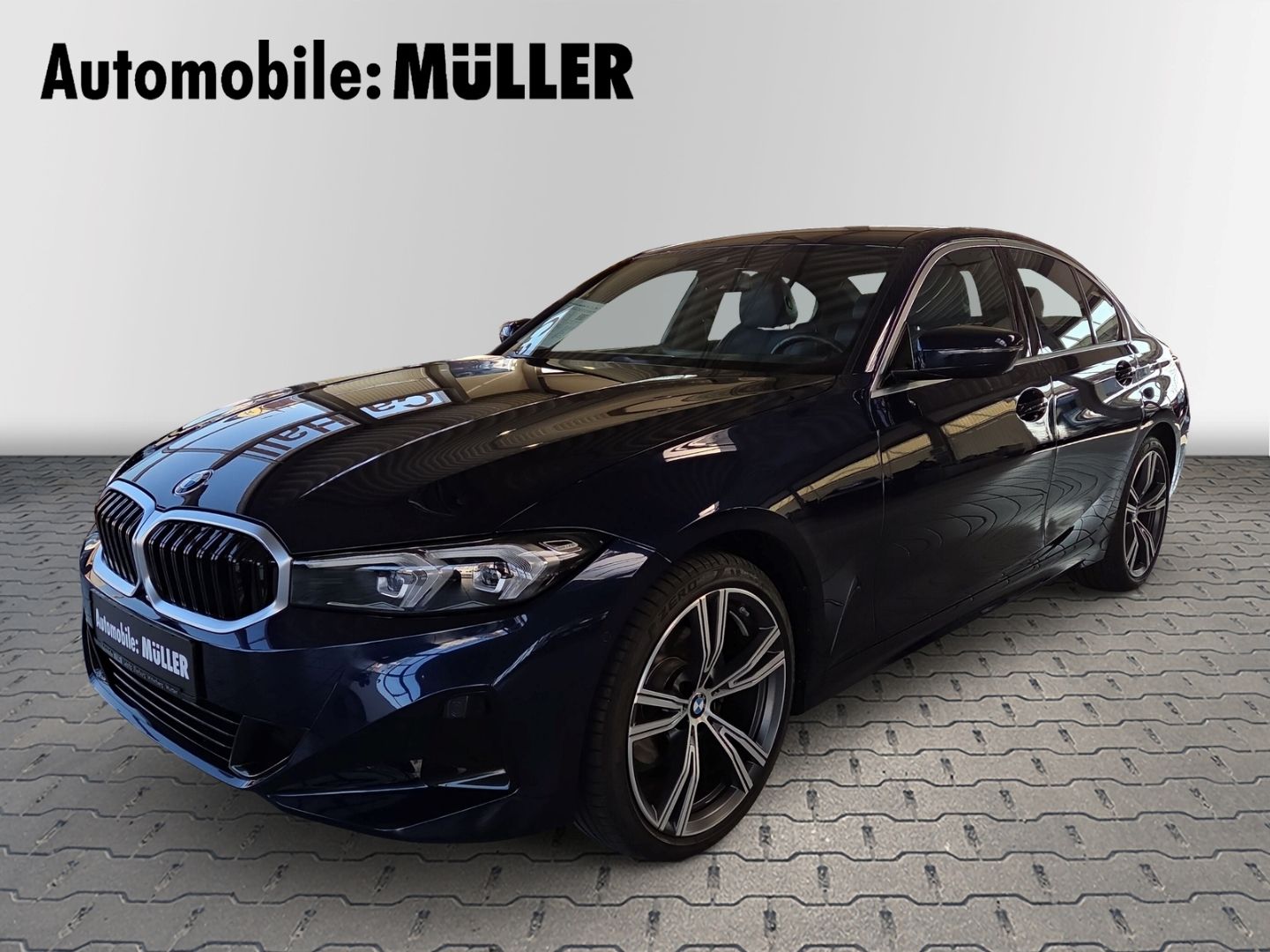 BMW 320 i Lim. SPORTSITZE LED HIFI LENKRAGHZG. DAB foto 1