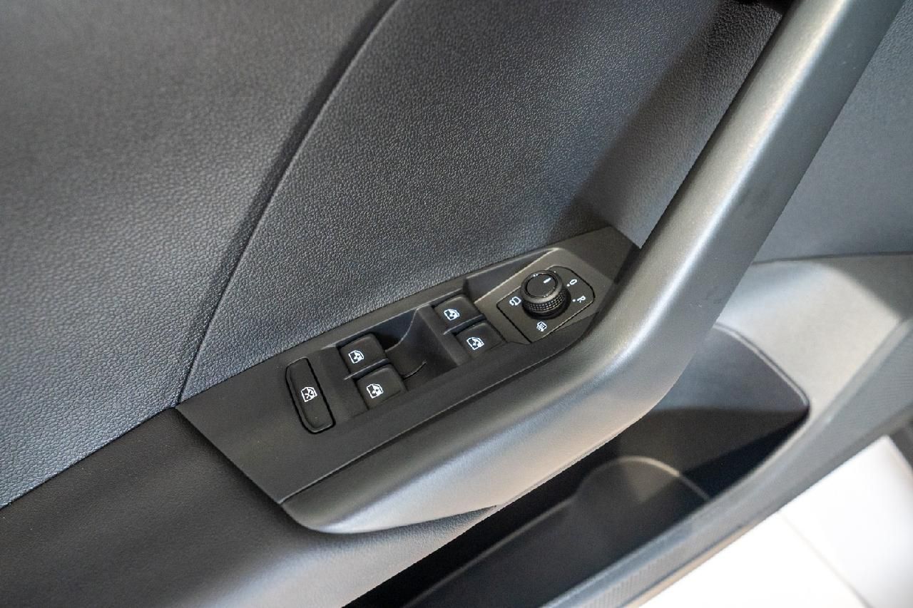 Volkswagen 1.0 TSI Life Kamera/SHZ/CarPlay foto 11
