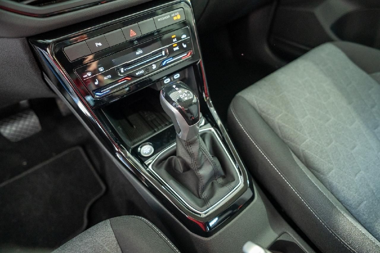 Volkswagen 1.0 TSI Life Kamera/SHZ/CarPlay foto 12