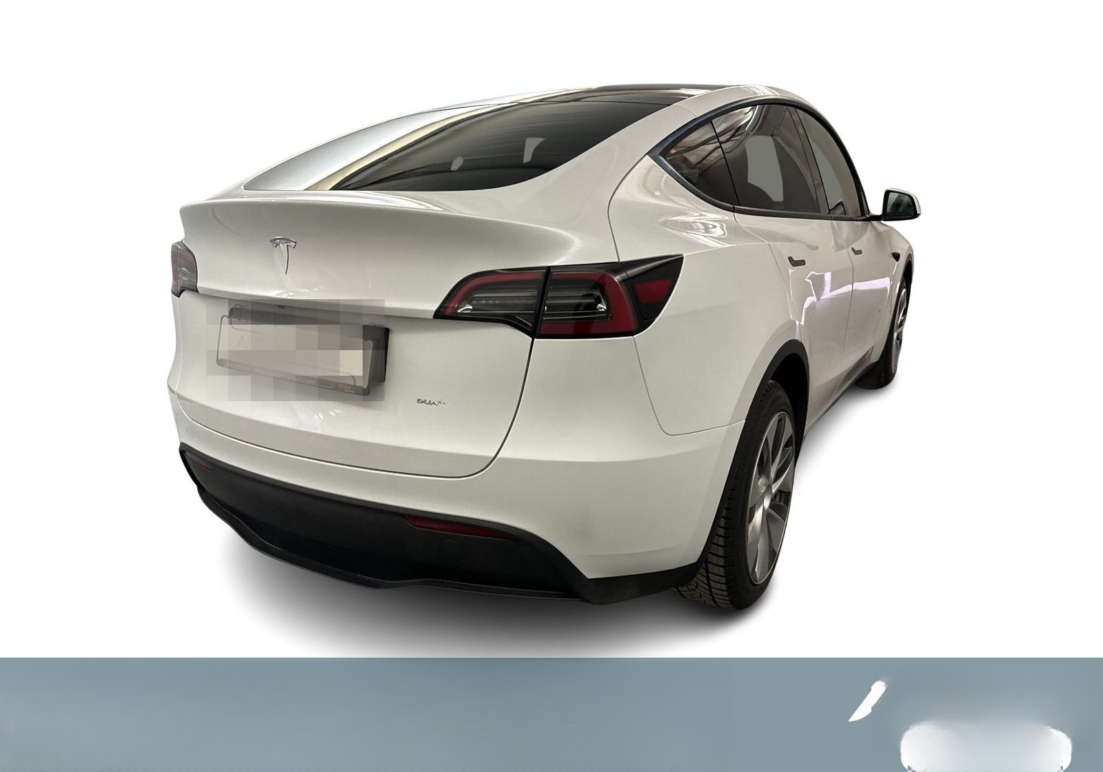 Tesla Model Y Long Range Dual Motor AWD foto 2