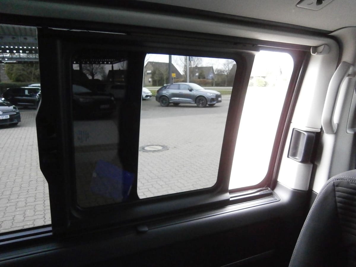 Volkswagen T6.1 Multivan Comfortline 2.0 TDI 4Motion DSG foto 16