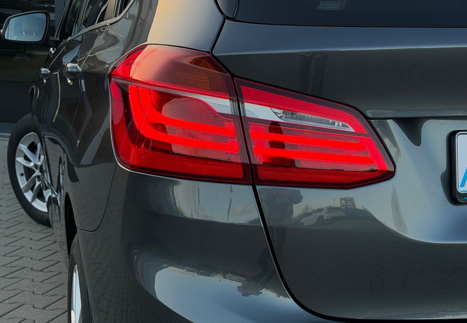 BMW 218 i Active Tourer Luxury Line Soundsystem Pano foto 11