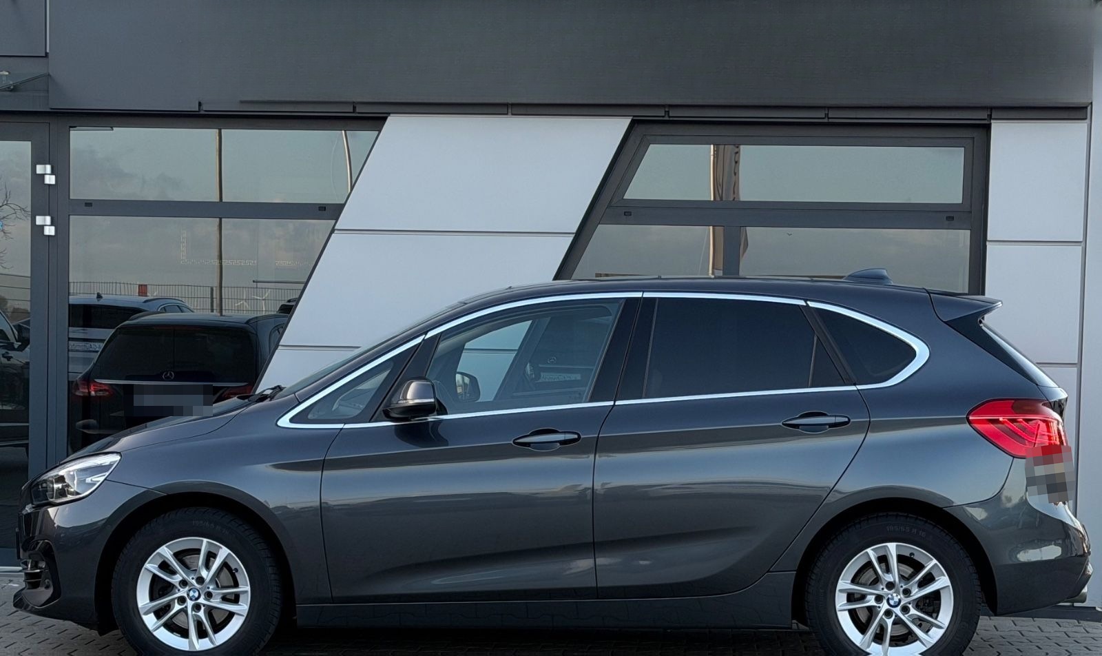 BMW 218 i Active Tourer Luxury Line Soundsystem Pano foto 12