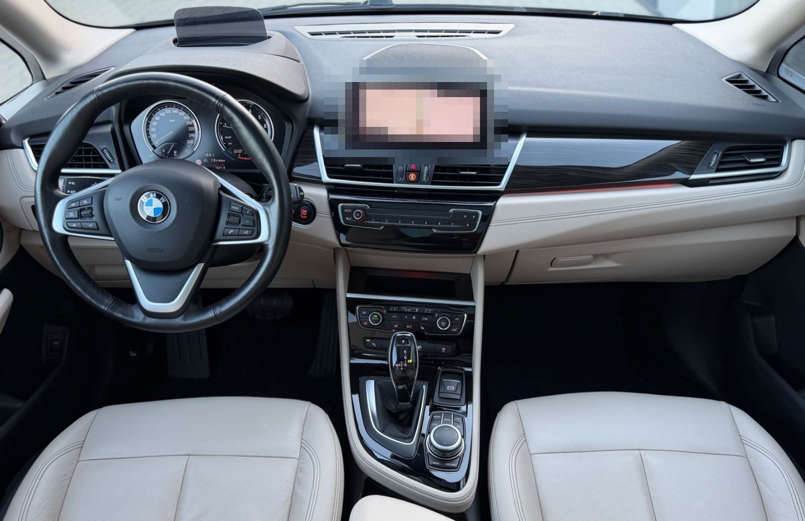 BMW 218 i Active Tourer Luxury Line Soundsystem Pano foto 13