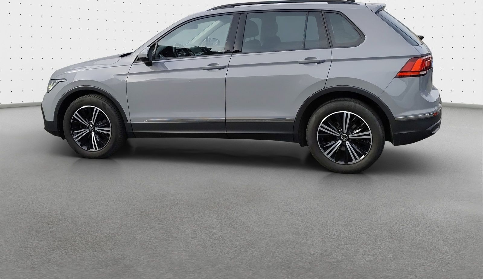 Volkswagen Tiguan 1.5 TSI DSG LIFE*MATRIX*AHK*KAMERA*PDC*SH foto 5