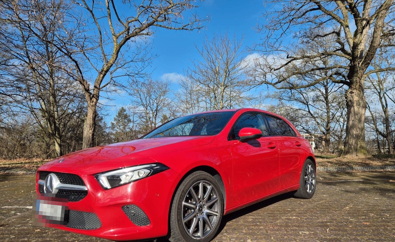 Mercedes-Benz A220  Automatik, Kamera, Sitzh., Navi, 8 fach foto 3