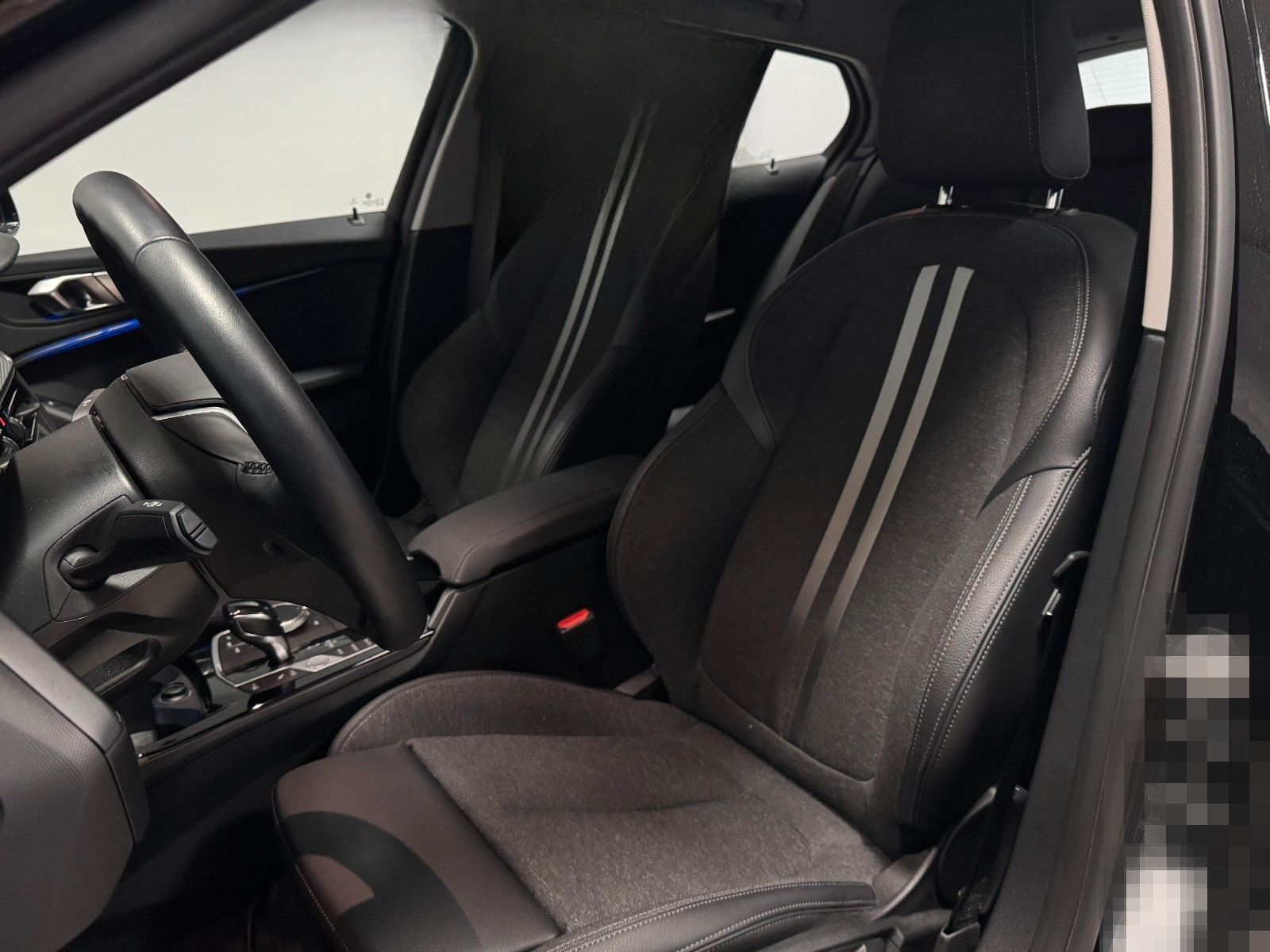 BMW 118 d Sport Line AT LED Shadow Line Navi foto 10