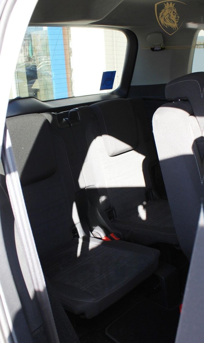 Volkswagen Touran Highline R LINE SPORT+MASSAGE+7 SITZER+AC foto 21