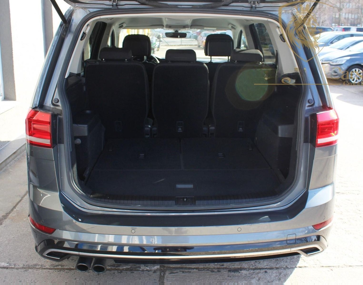 Volkswagen Touran Highline R LINE SPORT+MASSAGE+7 SITZER+AC foto 25