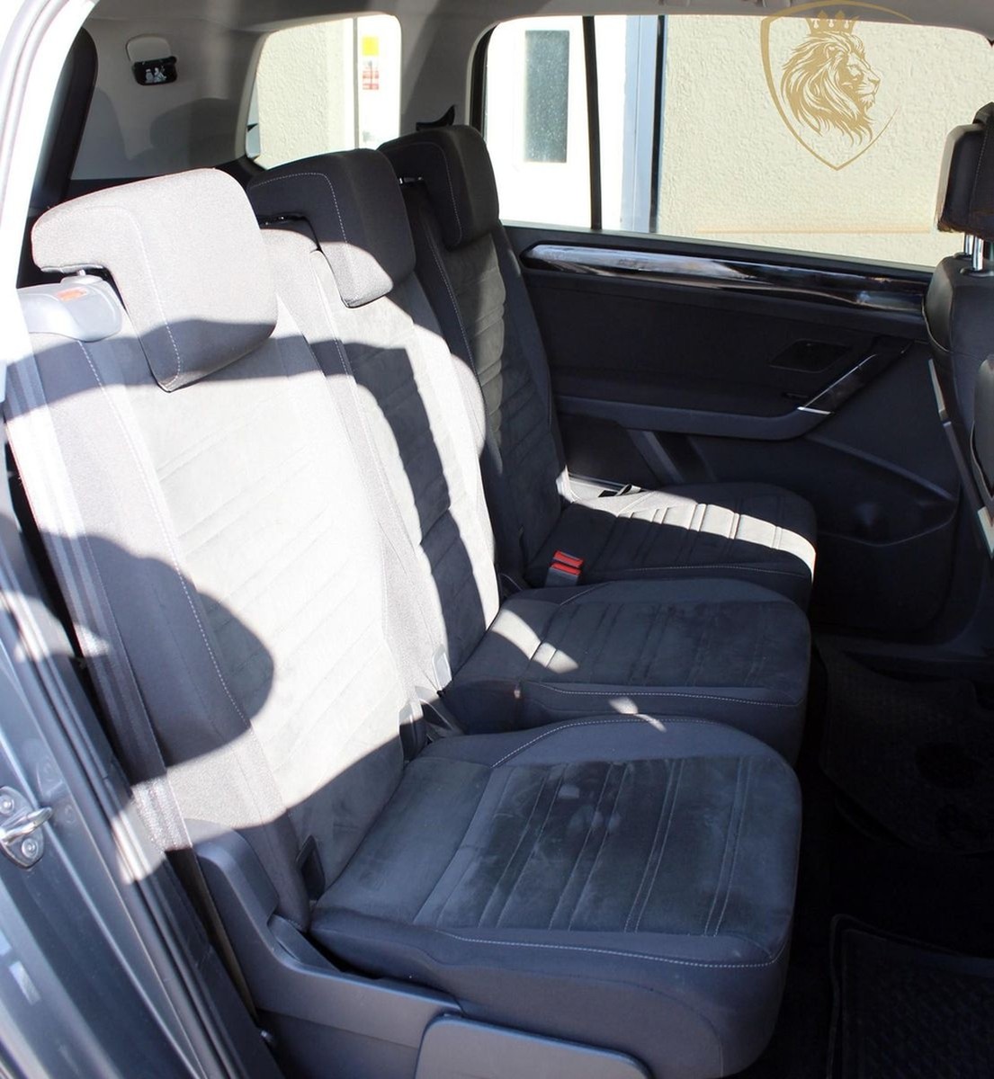 Volkswagen Touran Highline R LINE SPORT+MASSAGE+7 SITZER+AC foto 30