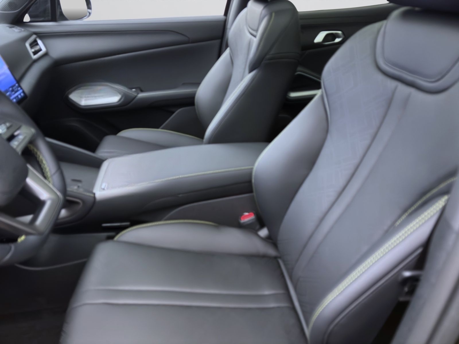 BYD ATTO 2 COMFORT PANO NAVI 360* PDC LED foto 9