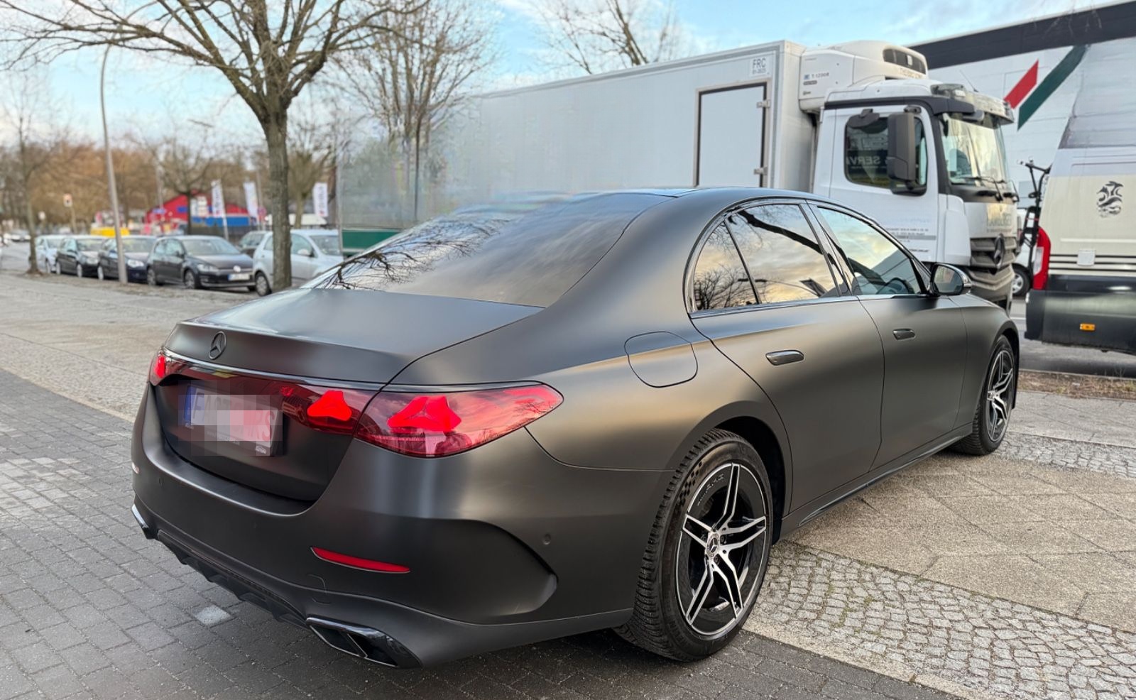 Mercedes-Benz E 200 NIGHT ACC PANO AMG LINE LEDER ASSISTENZ foto 8