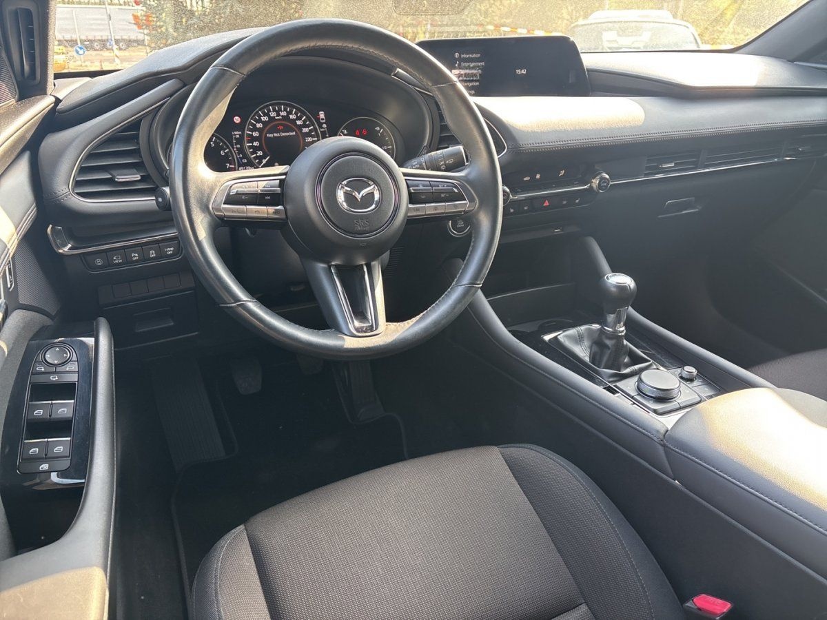 Mazda 3 5-Türer Selection SKYACTIV-G 2.0 150PS M Hybri foto 7