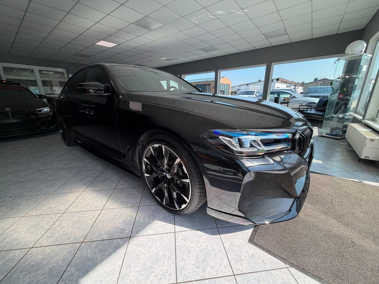 BMW 540i xDrive M.pak M-Perf  Lci Lacer Look foto 19