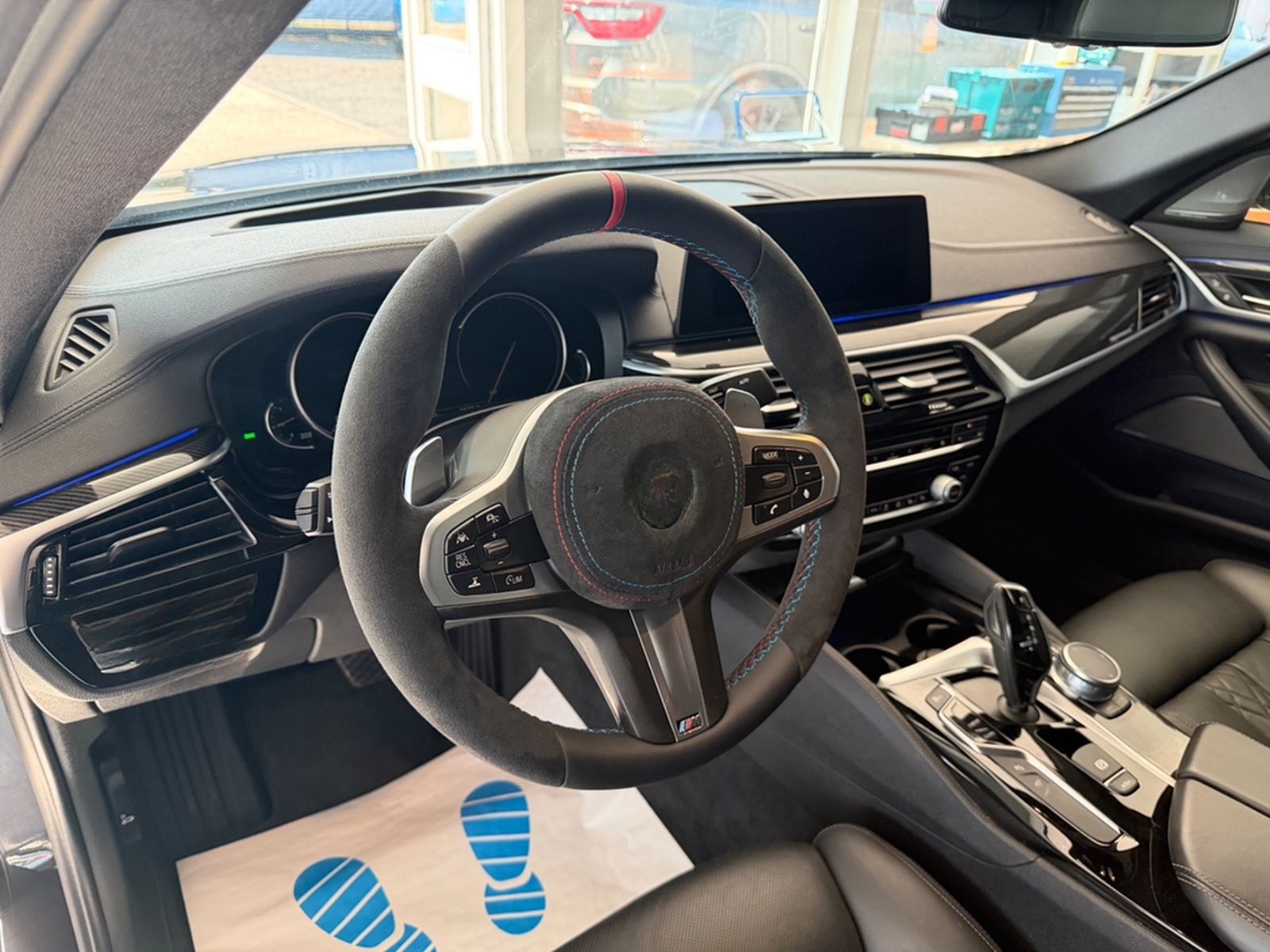 BMW 540i xDrive M.pak M-Perf  Lci Lacer Look foto 23