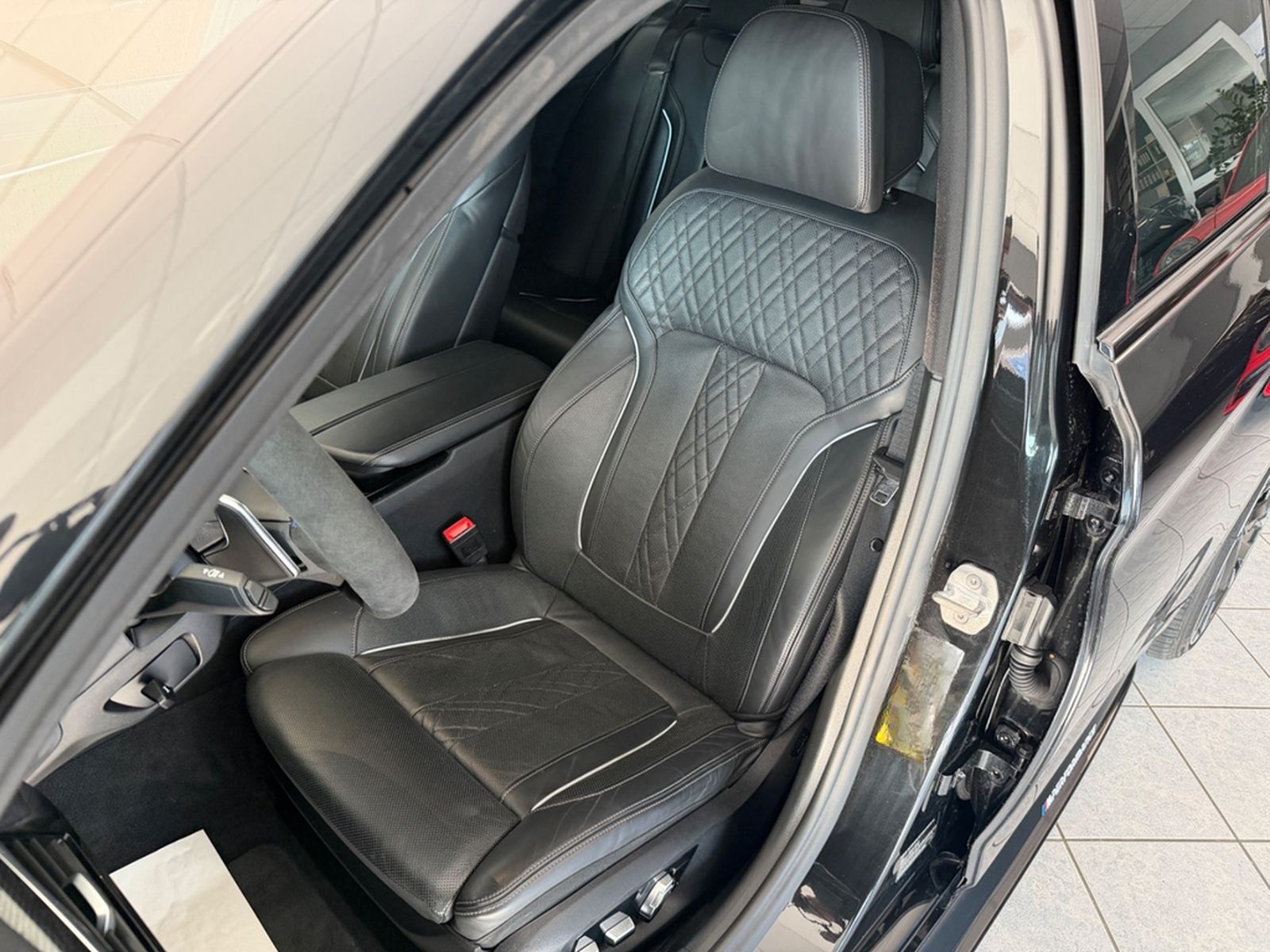 BMW 540i xDrive M.pak M-Perf  Lci Lacer Look foto 24