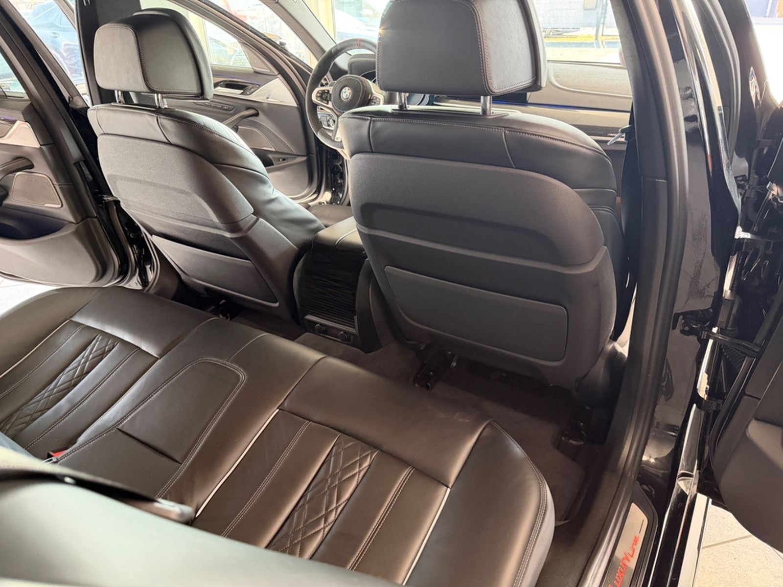 BMW 540i xDrive M.pak M-Perf  Lci Lacer Look foto 30