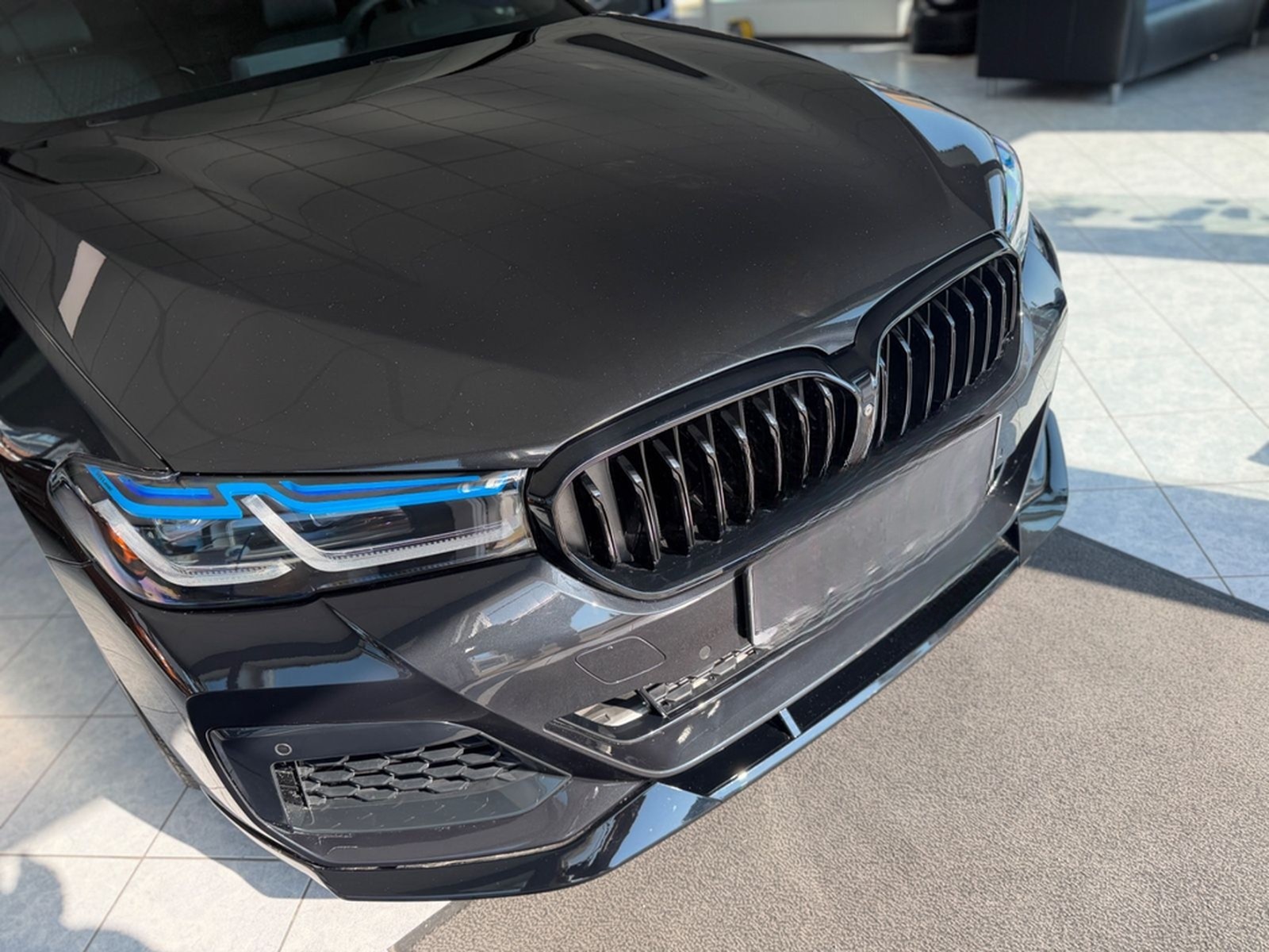 BMW 540i xDrive M.pak M-Perf  Lci Lacer Look foto 4
