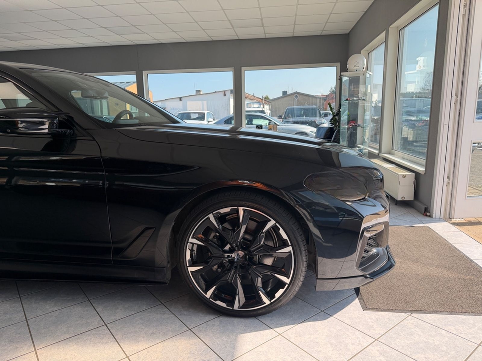 BMW 540i xDrive M.pak M-Perf  Lci Lacer Look foto 7