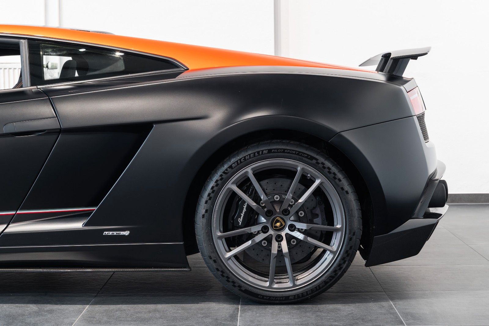 Lamborghini Gallardo LP570-4 Superleggera Edizione Tecnica foto 12