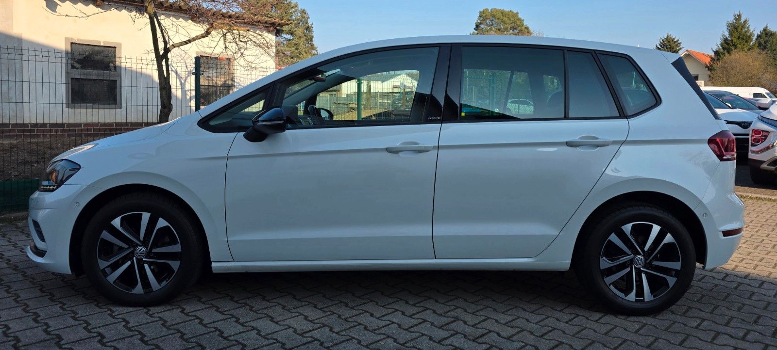 Volkswagen Golf Sportsvan VII IQ.DRIVE 1.0TSI,PDC,YouTube ! foto 9