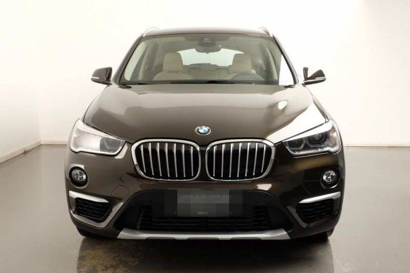 BMW X1 xDrive 20d (xLine Navi LED AHK HUD RFK) foto 4