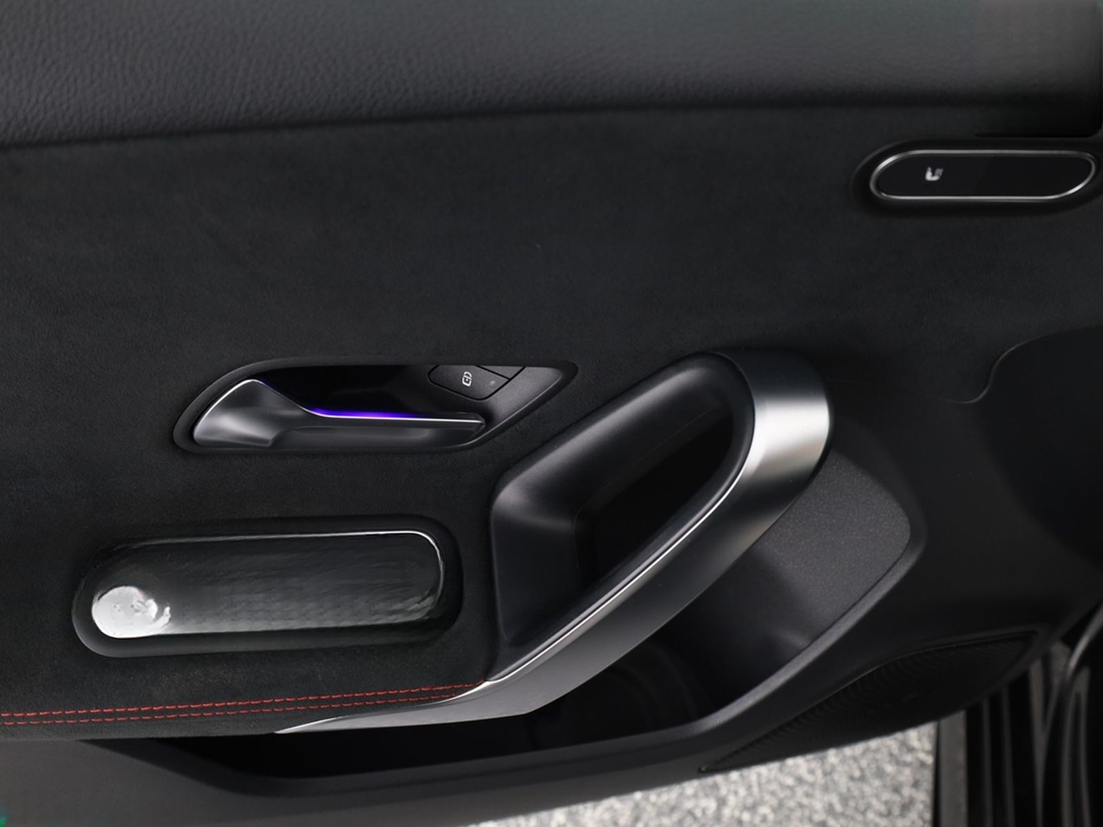 Mercedes-Benz A 250 AMG NIGHT MULTIBEAM,DISTRO,KAMERA,CARPLAY foto 13