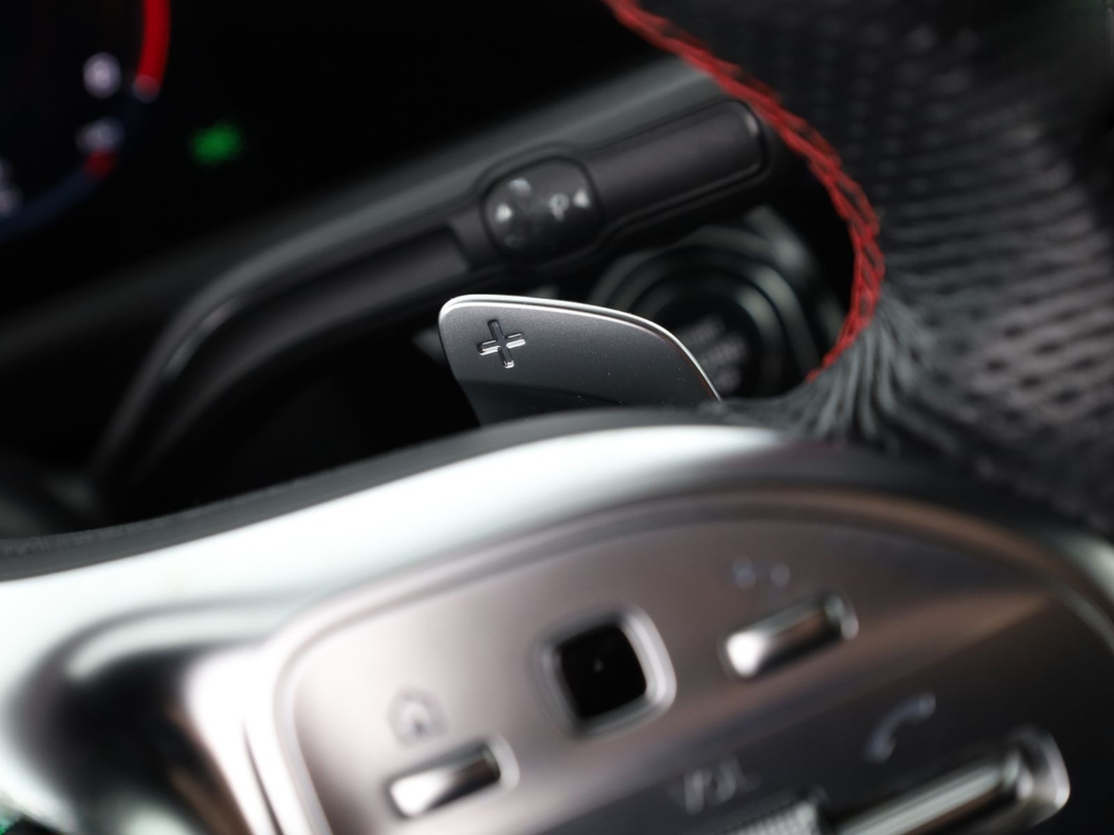 Mercedes-Benz A 250 AMG NIGHT MULTIBEAM,DISTRO,KAMERA,CARPLAY foto 15