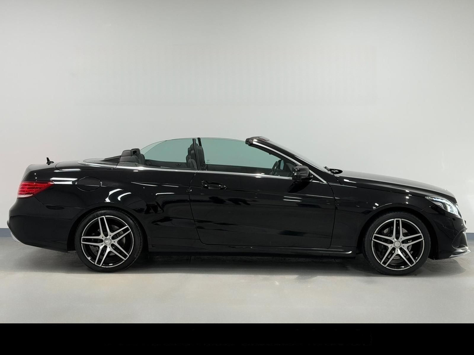 Mercedes-Benz E 220 d CABRIO BLUETEC/AMG-LINE/AIRSCARF/LED/AHK foto 6