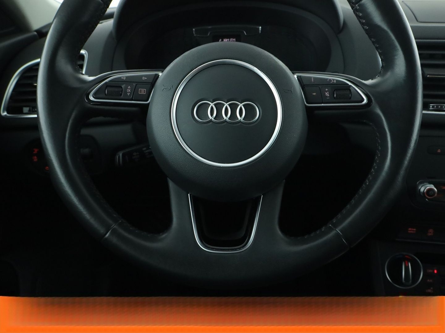 Audi Q3 2.0 TFSI quattro Sport Aut.*NAVI*LED*TEMPO* foto 19