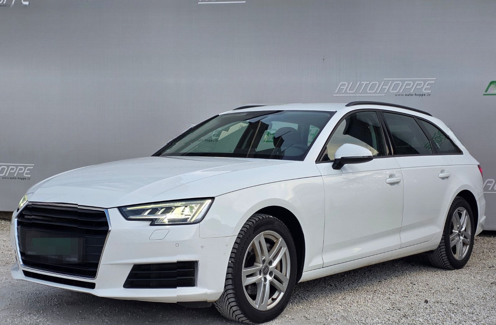 Audi A4 Avant 40 TDI quattro Virtual, STHZ, R-Kam,AHK