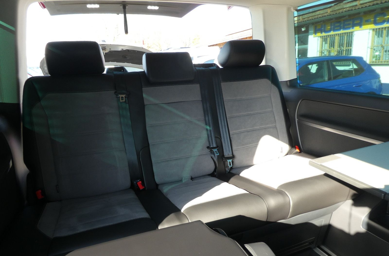 Volkswagen T6.1 Multivan Generation Six ACC+AHK+7-Sitzer foto 15