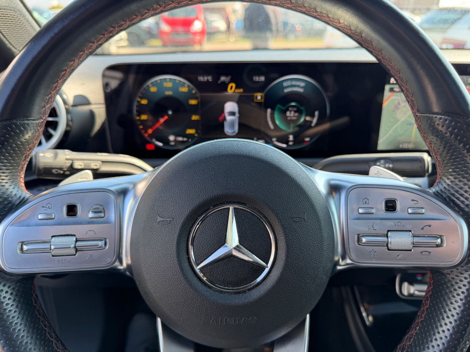 Mercedes-Benz A 200 AMG Pano, HUD foto 15