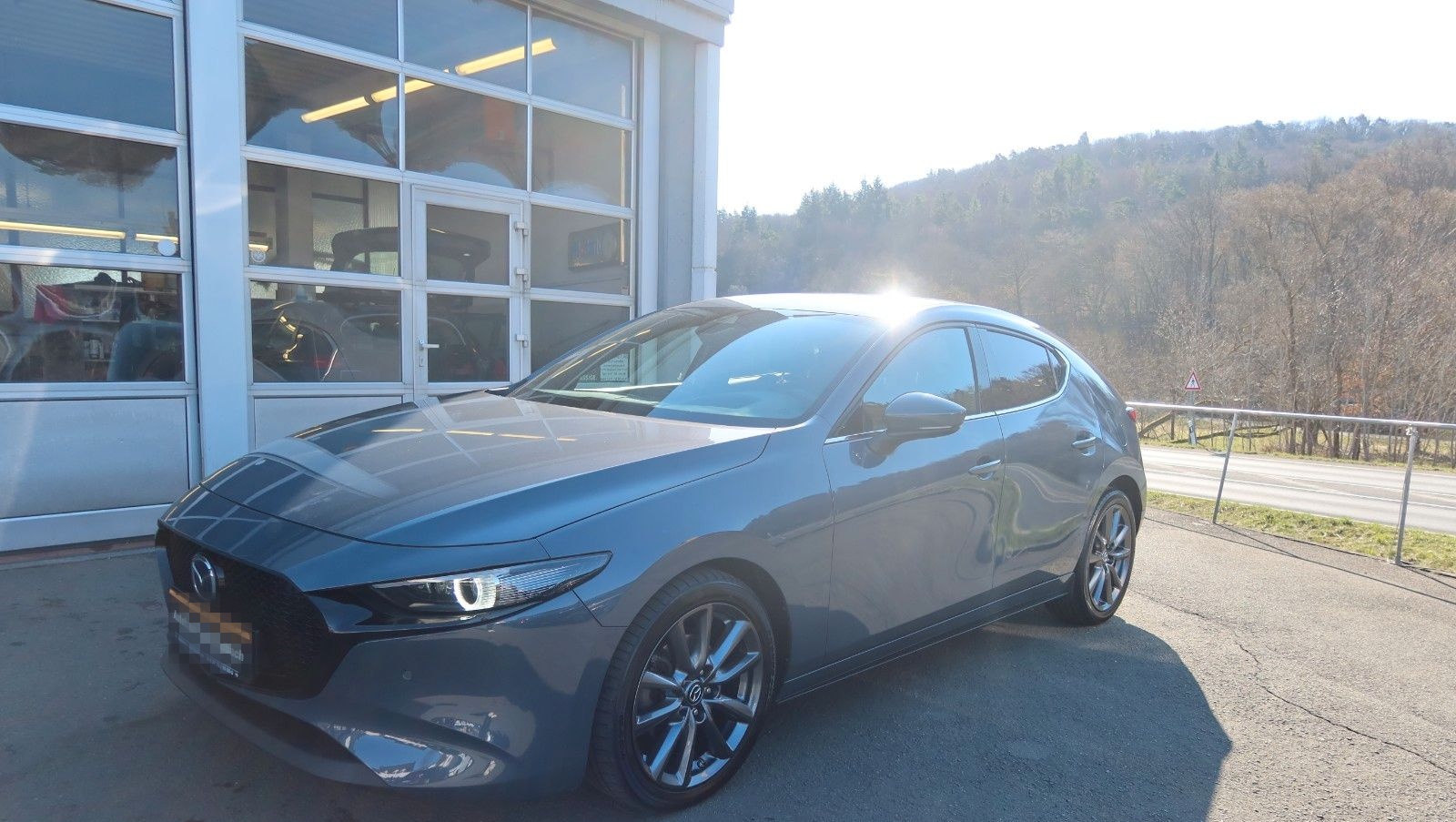 Mazda 3 Lim. 5-trg. Selection M-Hybrid foto 2
