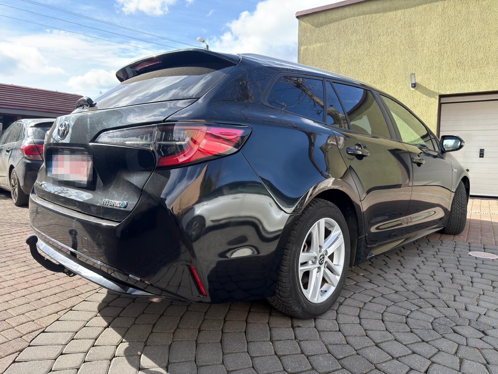 Toyota Corolla Hybrid Business Edition foto 4