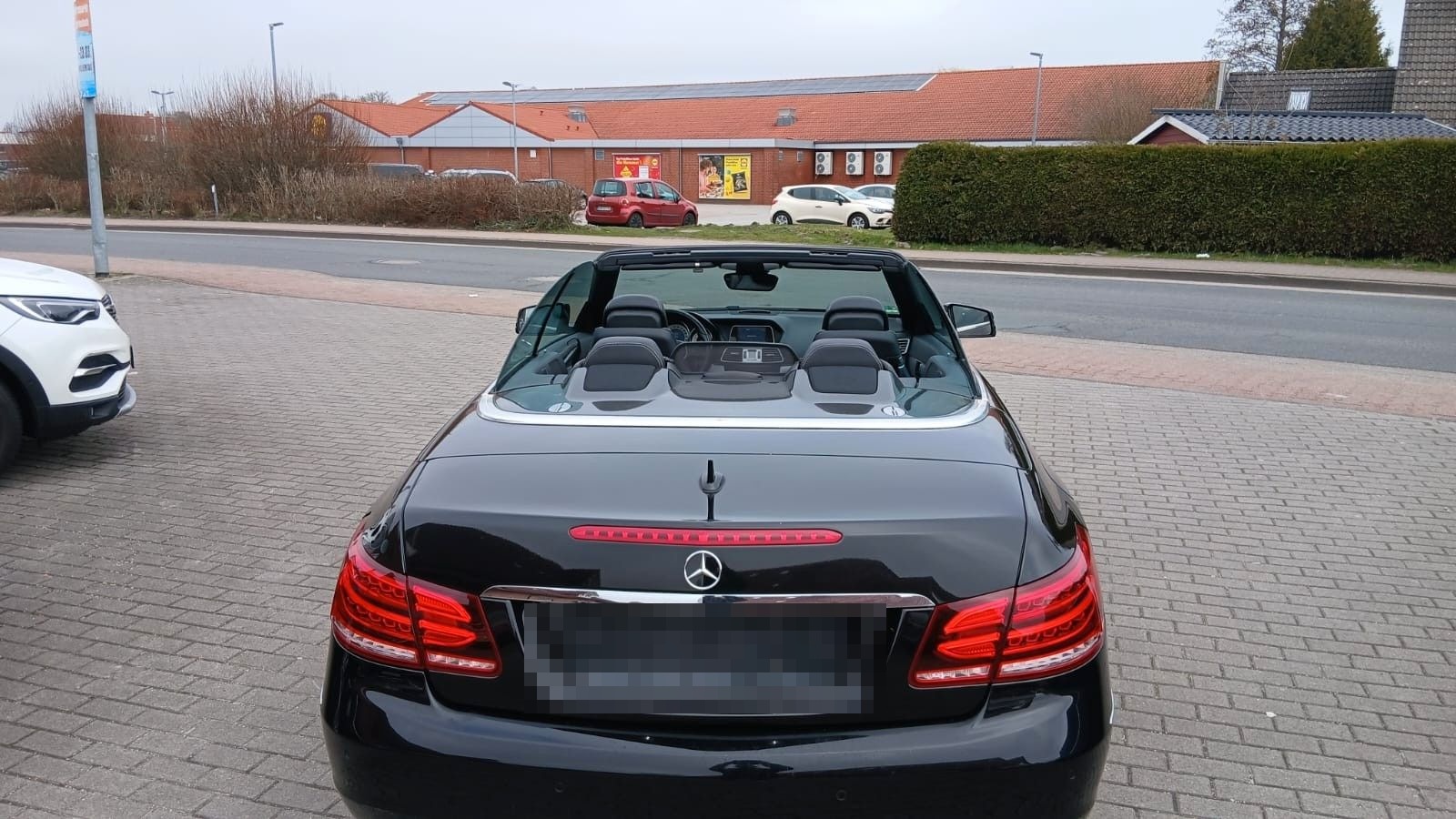 Mercedes-Benz E 200 E Cabrio E 200 LED-S,Leder,Navi,PDC++ foto 2
