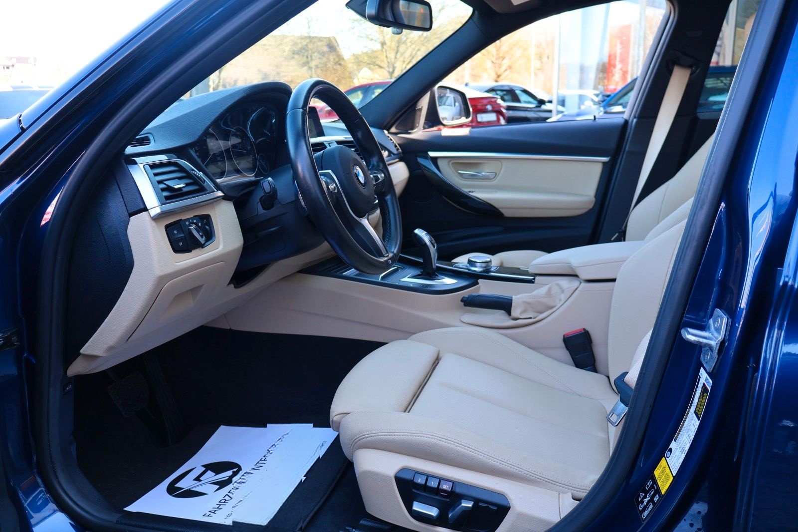 BMW 330i xDrive M-PERFORMANCE/CARPLAY/HIFI/LED/RFK foto 12