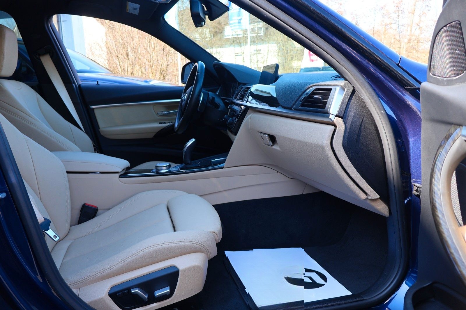 BMW 330i xDrive M-PERFORMANCE/CARPLAY/HIFI/LED/RFK foto 18