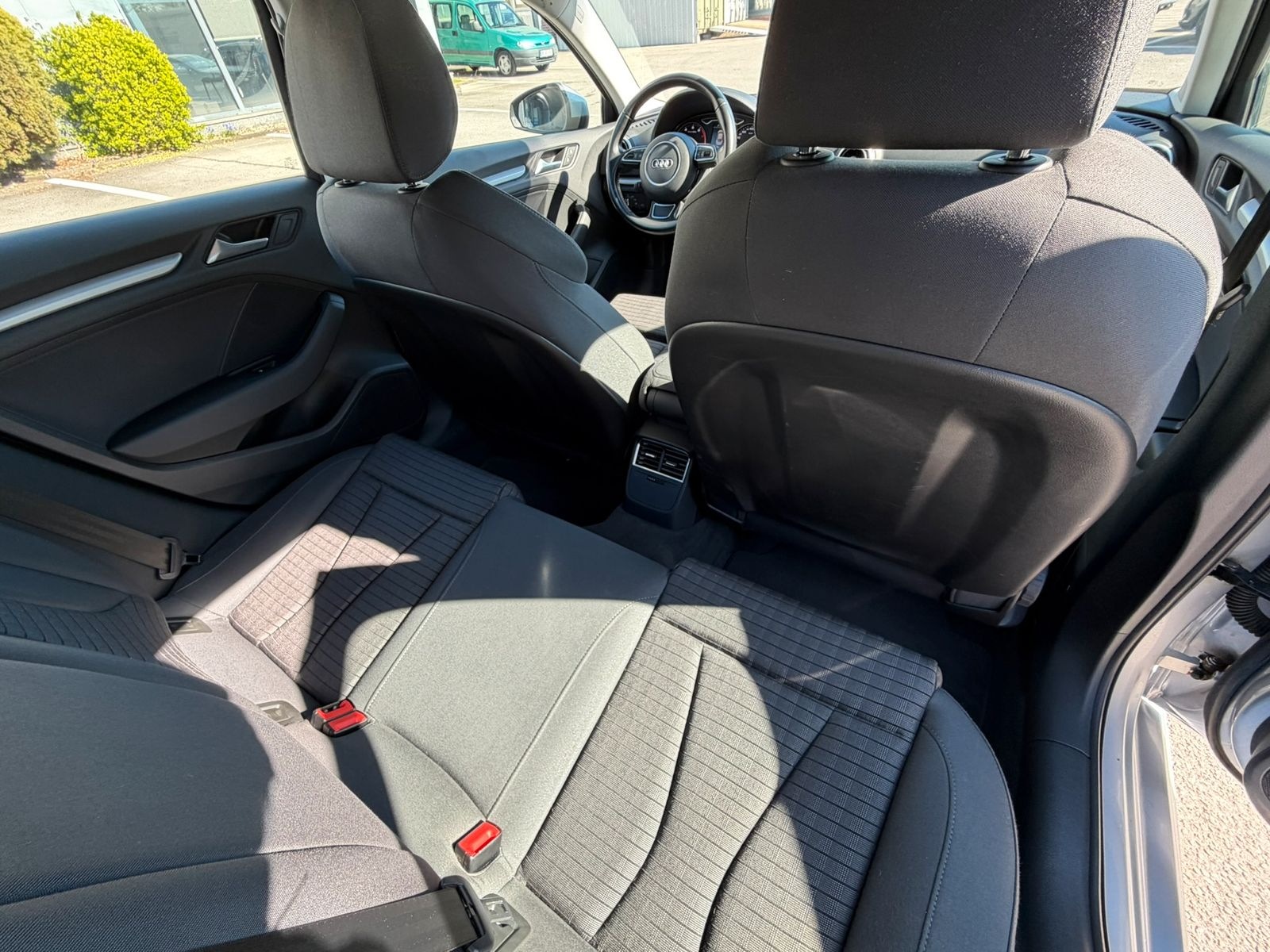 Audi A3 1.4 TFSI LIMO Ambition Ultra S Line XENON AHK foto 11