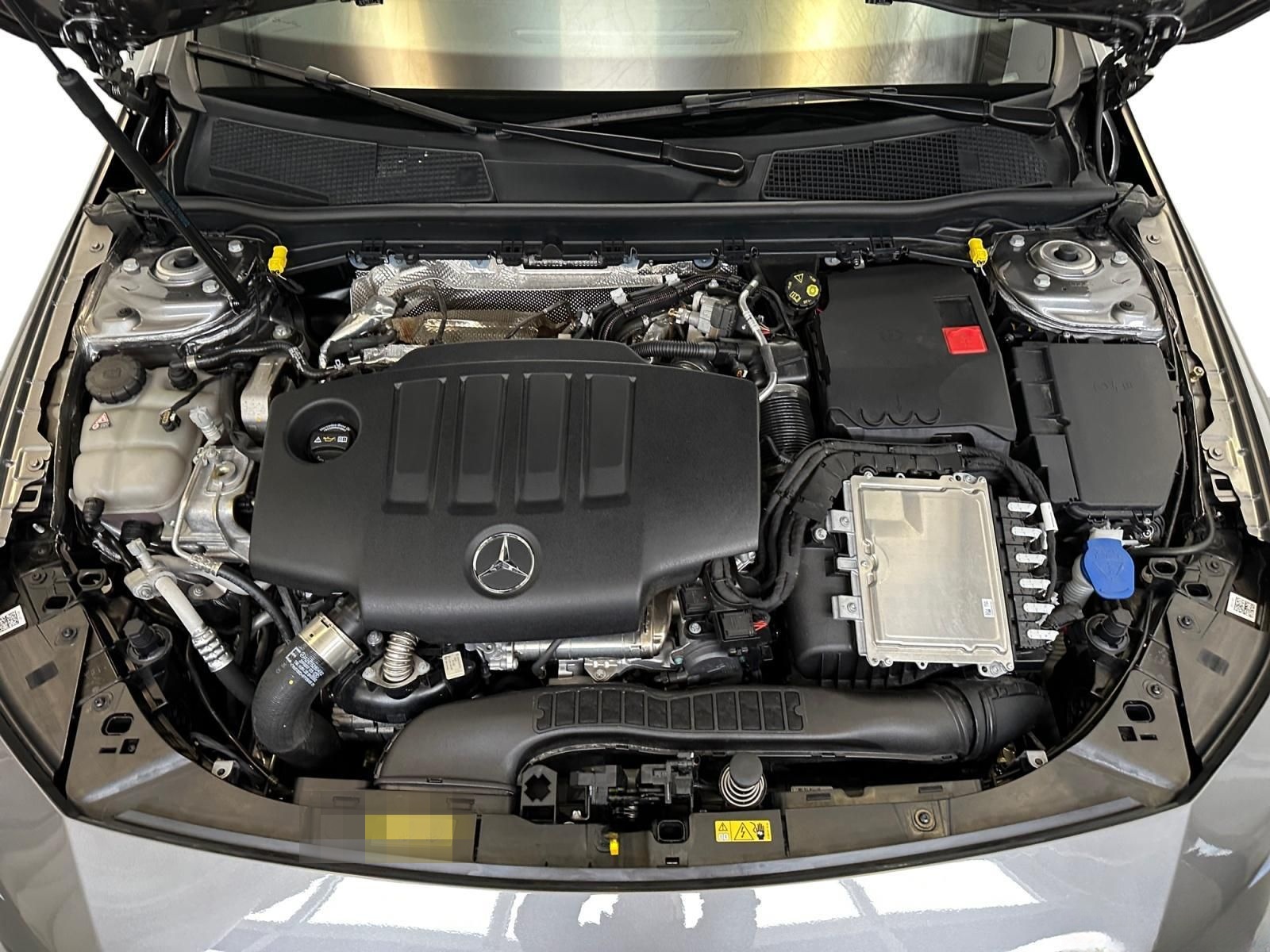 Mercedes-Benz CLA 200 d AMG  Night Pano BURMESTER DISTRONIC < foto 7