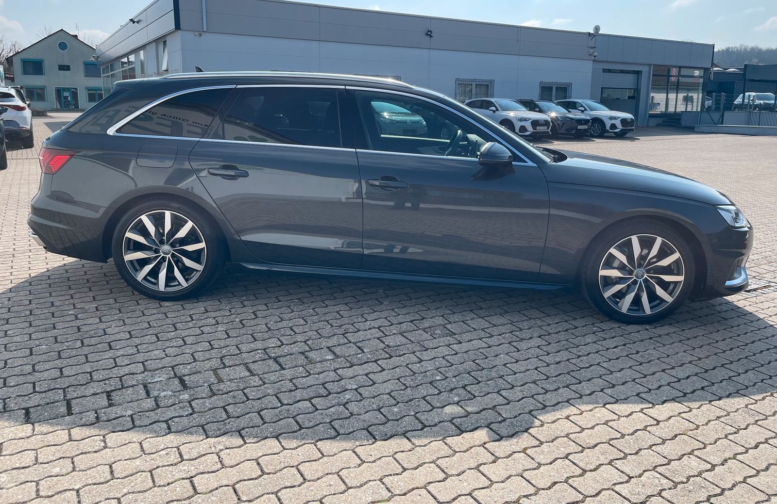 Audi A4 Av. Advanced 40 TDI S-tr ACC AHK eHECK LED PA foto 5